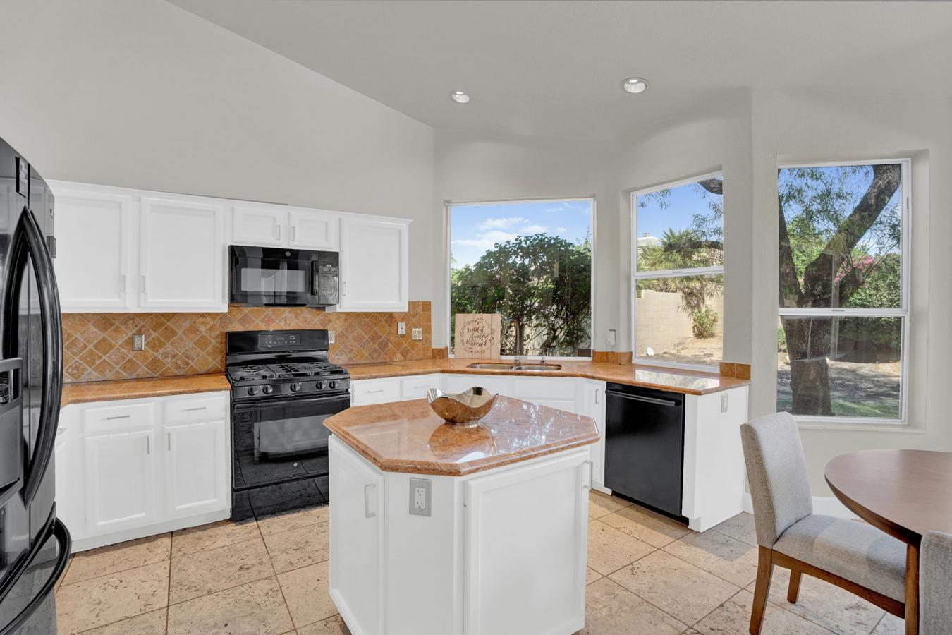 Scottsdale, Maricopa, 85254, United States, 3 Bedrooms Bedrooms, ,2 BathroomsBathrooms,Residential,For Sale,1952372