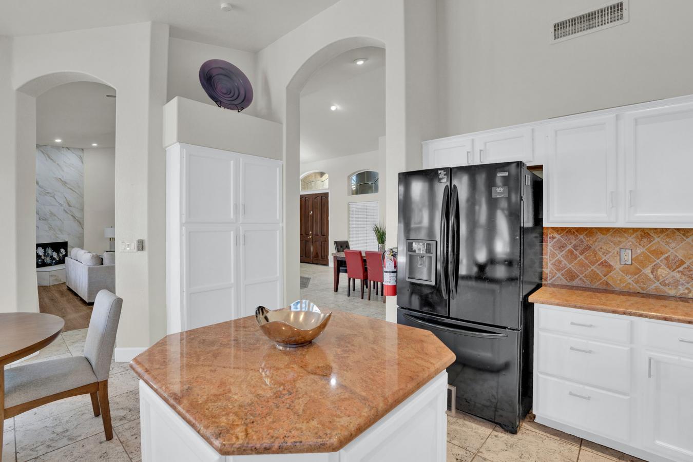 Scottsdale, Maricopa, 85254, United States, 3 Bedrooms Bedrooms, ,2 BathroomsBathrooms,Residential,For Sale,1952372