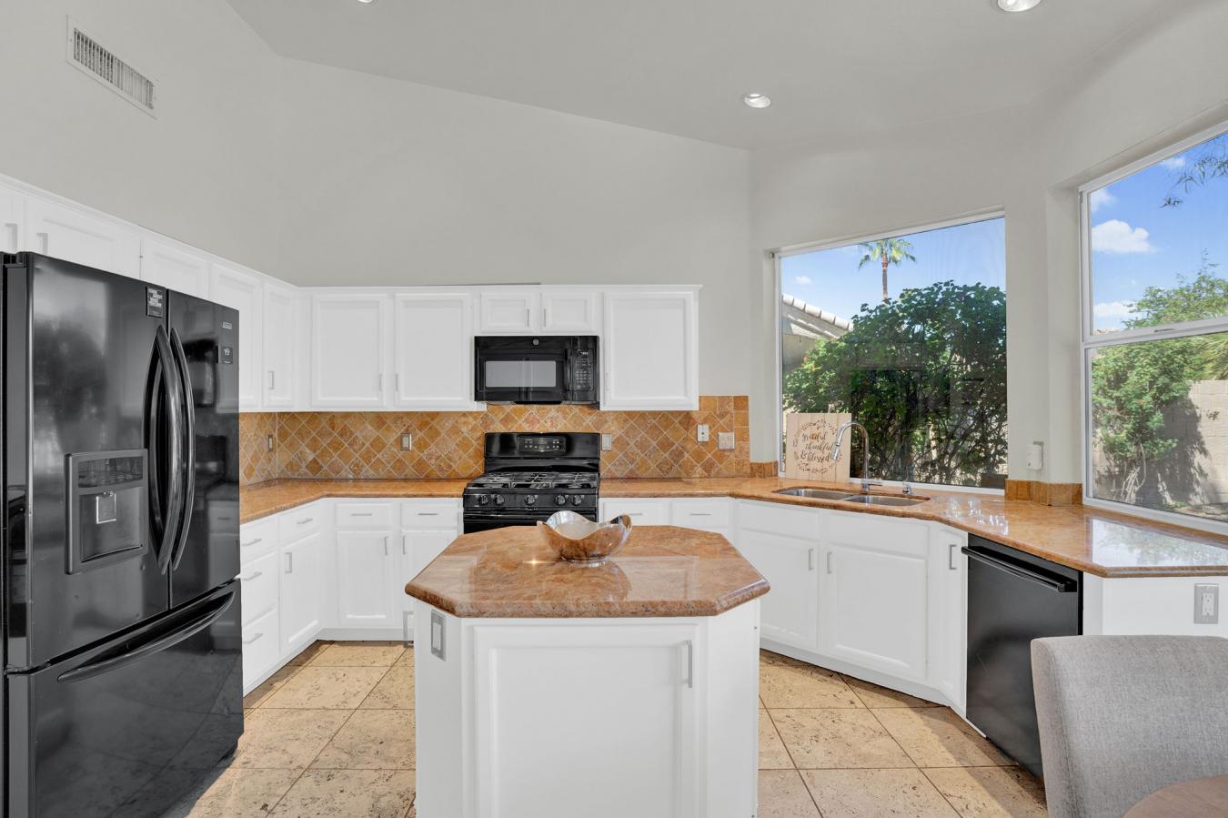 Scottsdale, Maricopa, 85254, United States, 3 Bedrooms Bedrooms, ,2 BathroomsBathrooms,Residential,For Sale,1952372