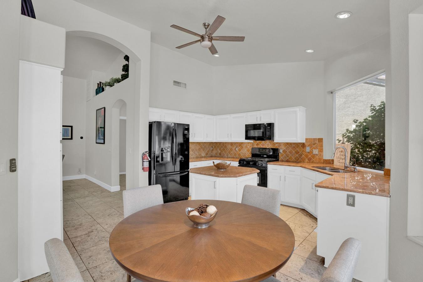 Scottsdale, Maricopa, 85254, United States, 3 Bedrooms Bedrooms, ,2 BathroomsBathrooms,Residential,For Sale,1952372