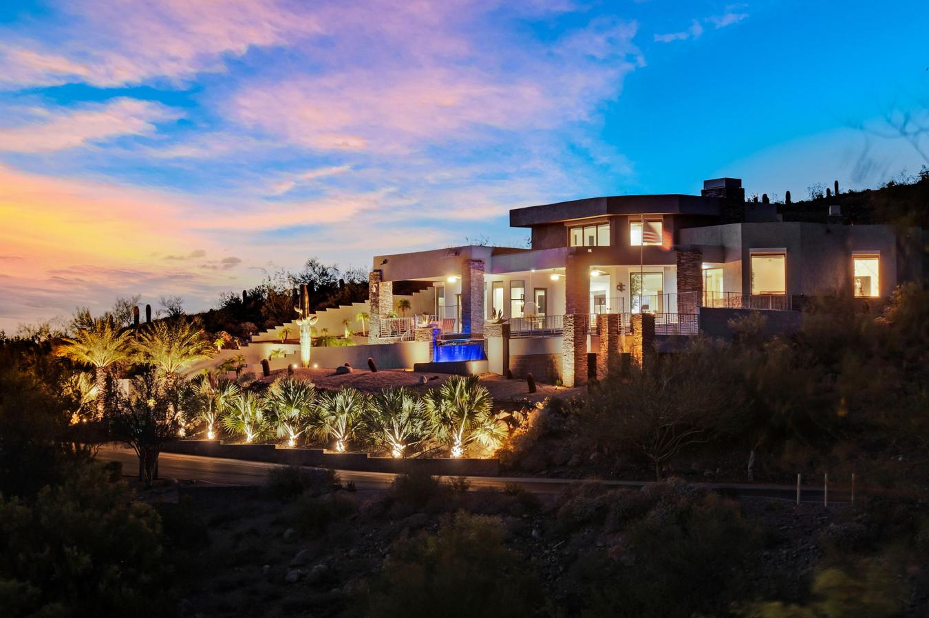 Phoenix, Maricopa, 85022, United States, 3 Bedrooms Bedrooms, ,4 BathroomsBathrooms,Residential,For Sale,1953588