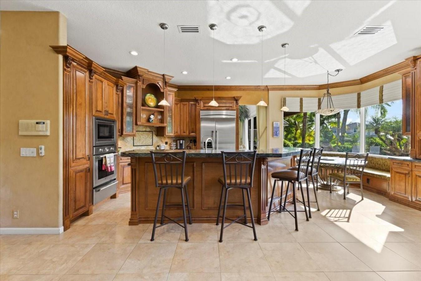 Coral Springs, Broward, 33076, United States, 6 Bedrooms Bedrooms, ,5 BathroomsBathrooms,Residential,For Sale,1952371