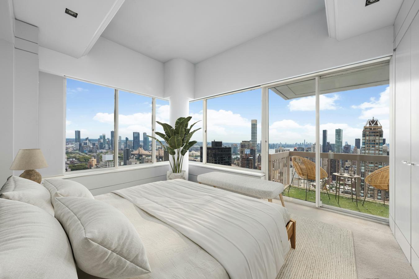 New York, New York, 10021, United States, 6 Bedrooms Bedrooms, ,5 BathroomsBathrooms,Residential,For Sale,1952367