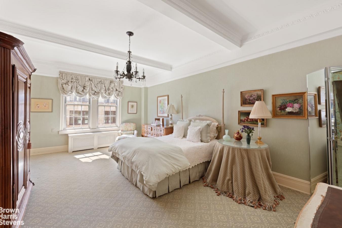 New York, New York, 10075, United States, 4 Bedrooms Bedrooms, ,3 BathroomsBathrooms,Residential,For Sale,1952366