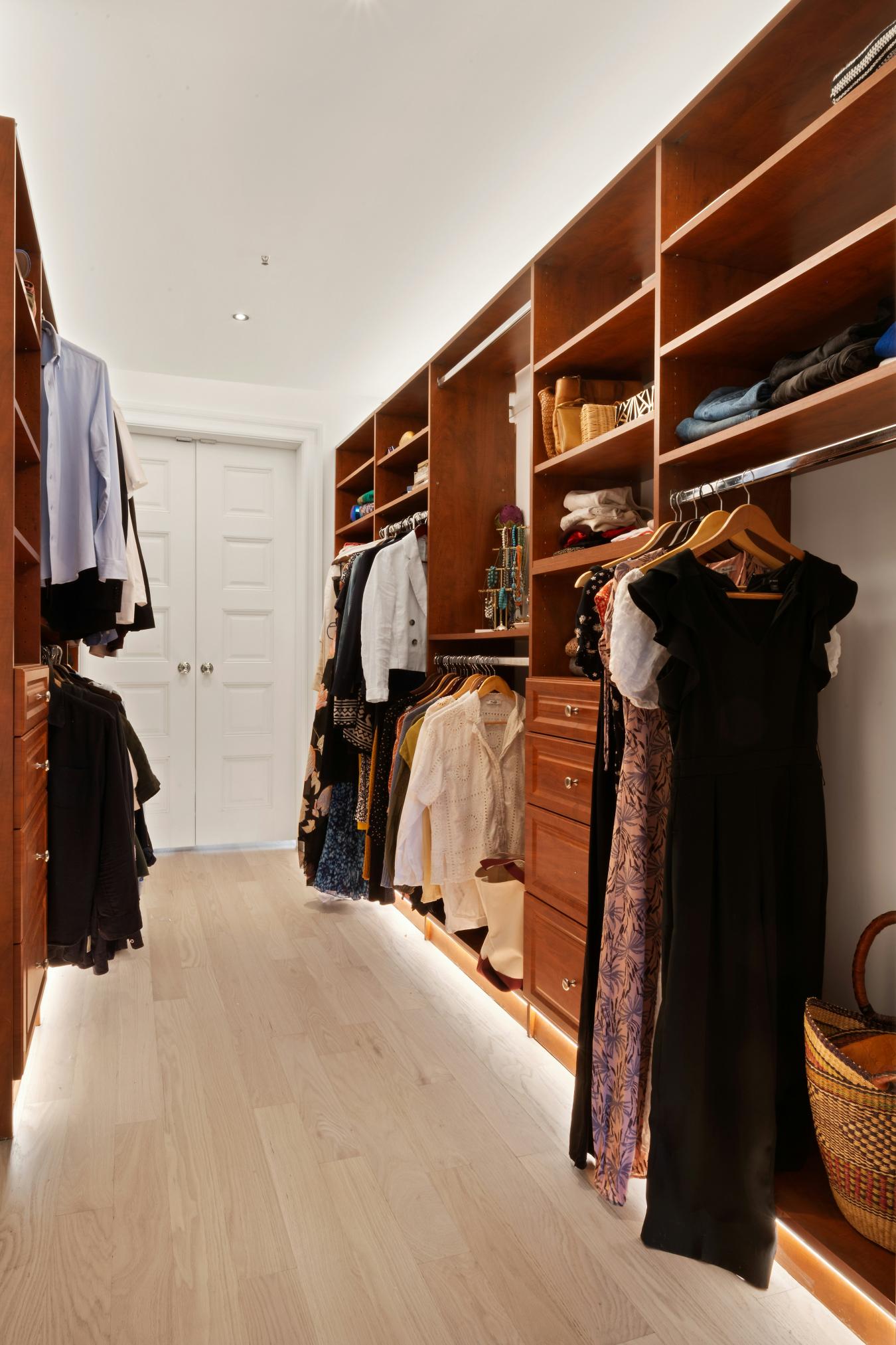 Hamilton Heights, New York, 10031, United States, 7 Bedrooms Bedrooms, ,5 BathroomsBathrooms,Residential,For Sale,1952363