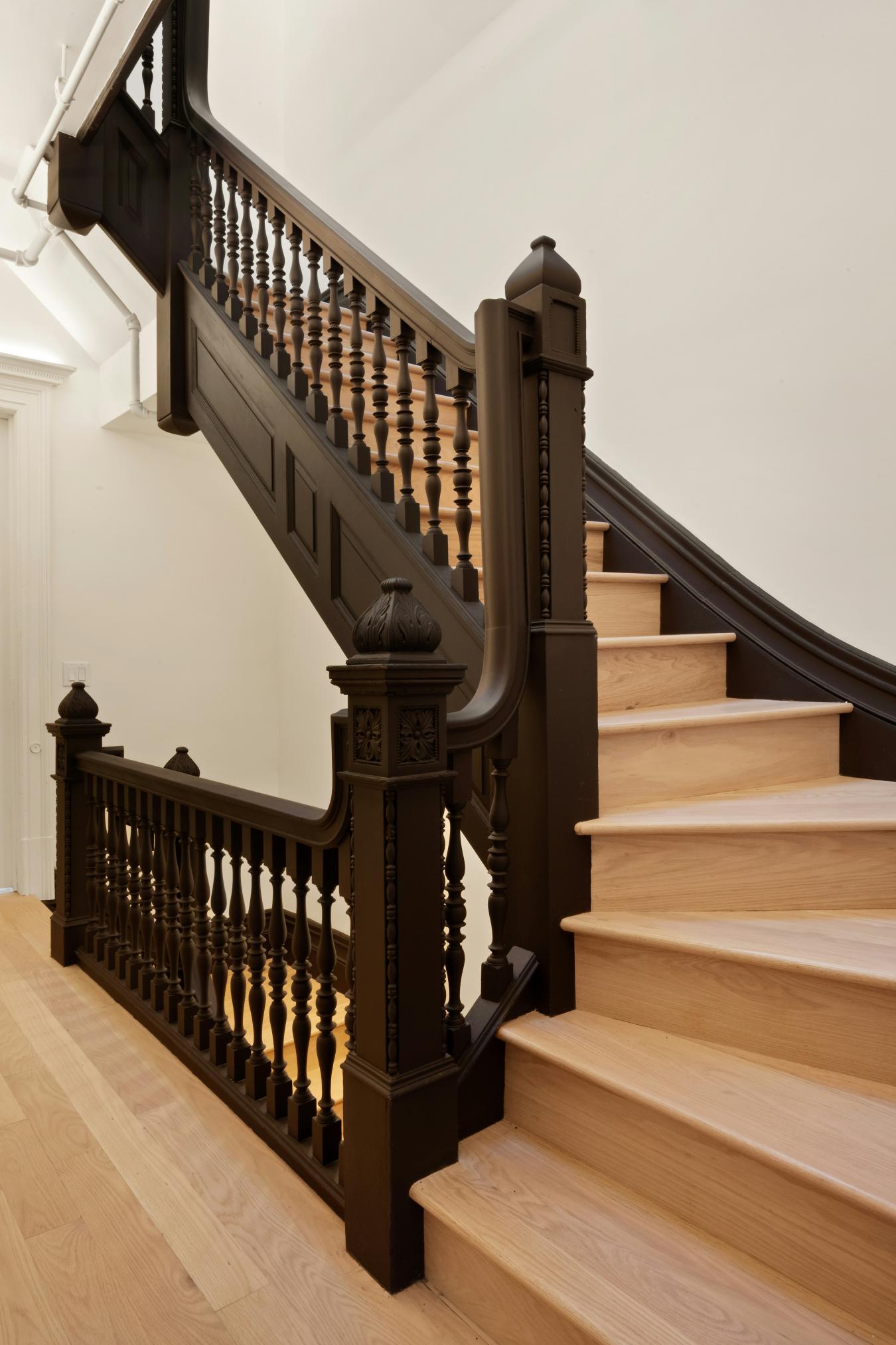 Hamilton Heights, New York, 10031, United States, 7 Bedrooms Bedrooms, ,5 BathroomsBathrooms,Residential,For Sale,1952363