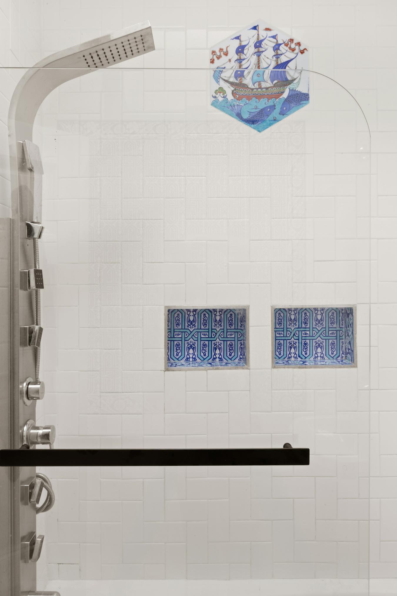 Hamilton Heights, New York, 10031, United States, 7 Bedrooms Bedrooms, ,5 BathroomsBathrooms,Residential,For Sale,1952363