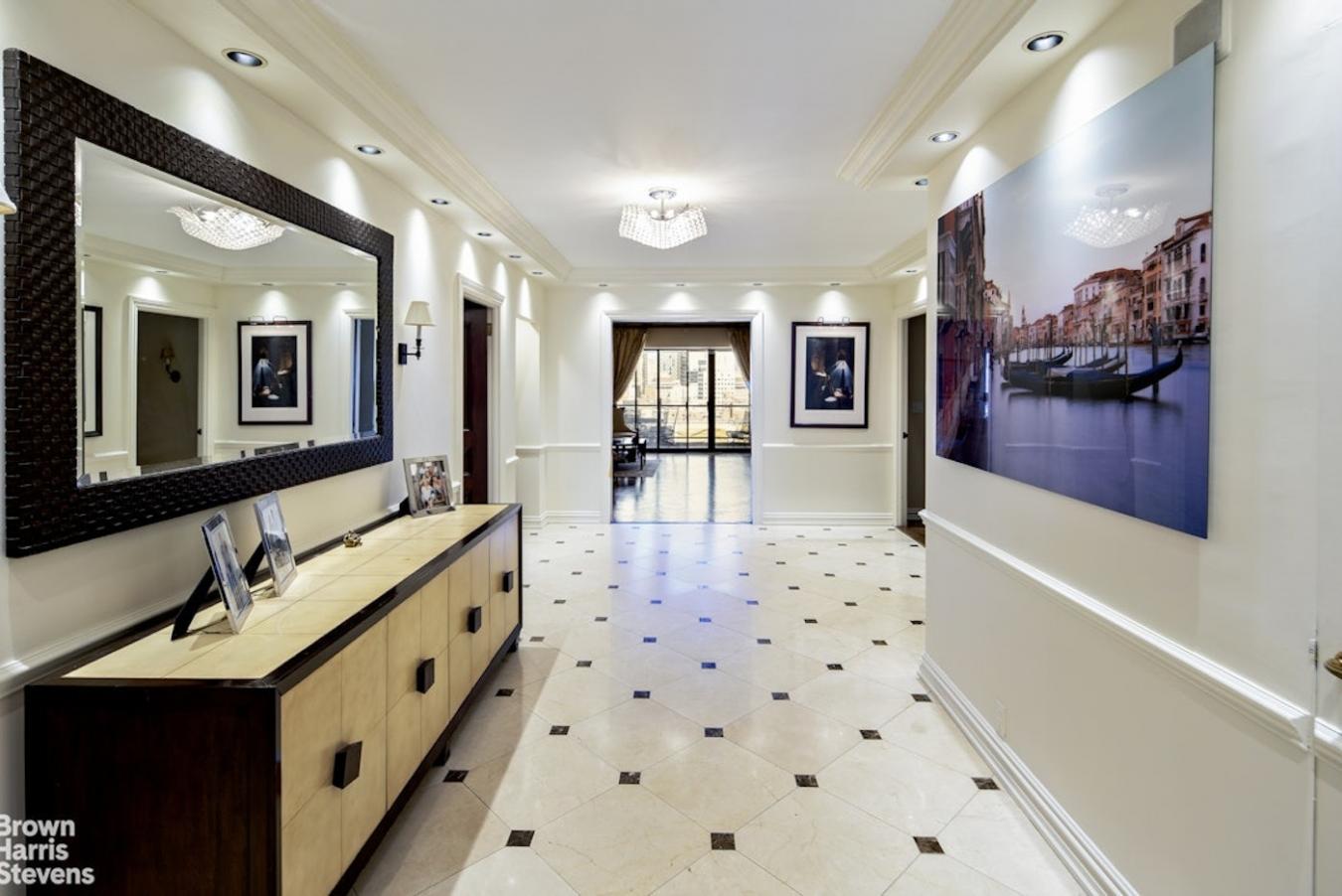 New York, New York, 10022, United States, 5 Bedrooms Bedrooms, ,5 BathroomsBathrooms,Residential,For Sale,1952362