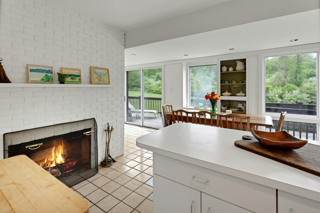 Redding, Connecticut, 06896, United States, 5 Bedrooms Bedrooms, ,4 BathroomsBathrooms,Residential,For Sale,1952354