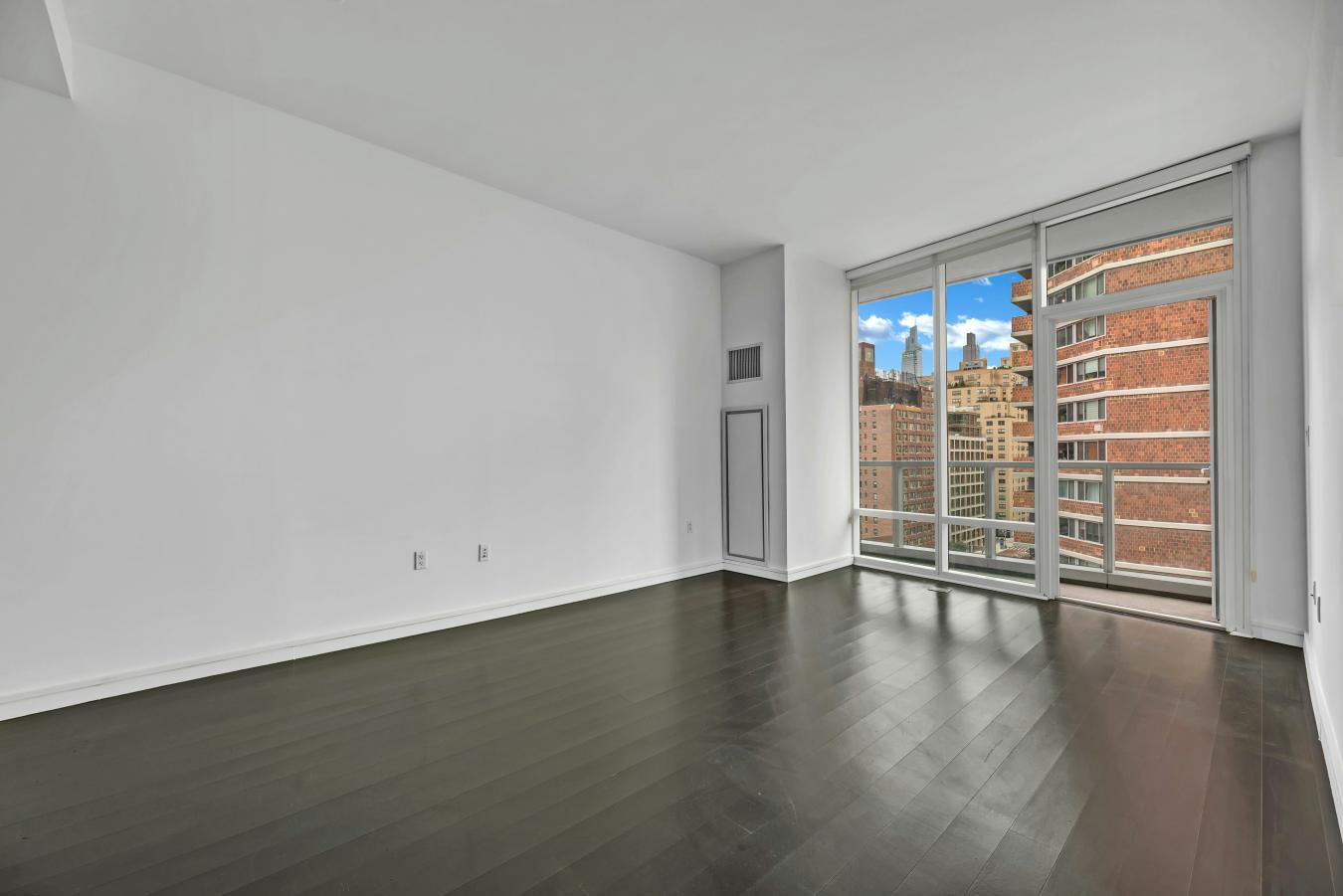 Gramercy Park, New York, 10010, United States, 1 Bedroom Bedrooms, ,1 BathroomBathrooms,Residential,For Sale,1952347