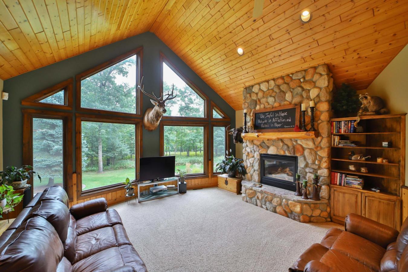 East Gull Lake, Cass, 56401, United States, 5 Bedrooms Bedrooms, ,3 BathroomsBathrooms,Residential,For Sale,1952344