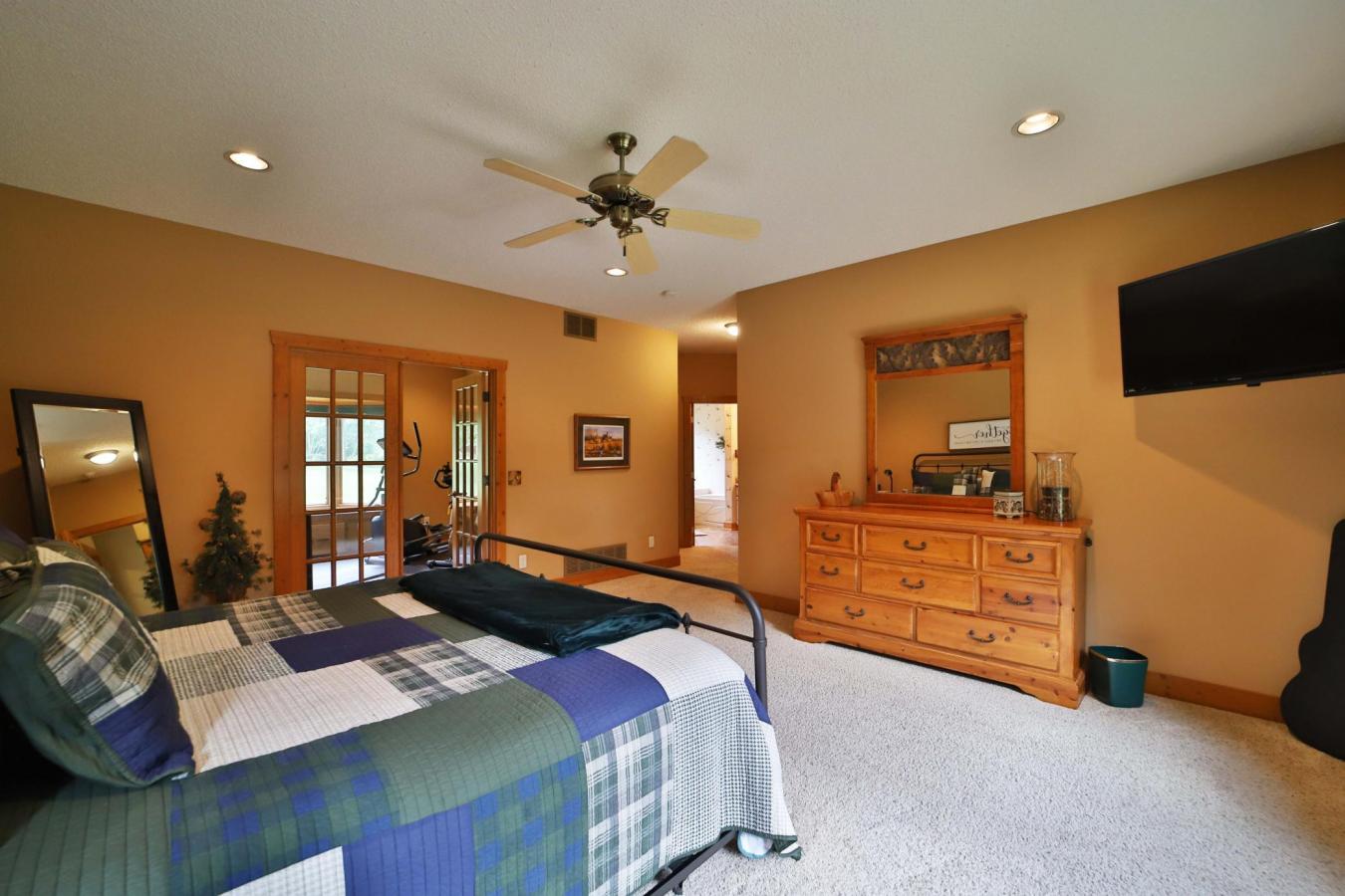 East Gull Lake, Cass, 56401, United States, 5 Bedrooms Bedrooms, ,3 BathroomsBathrooms,Residential,For Sale,1952344