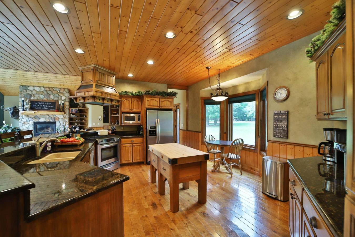 East Gull Lake, Cass, 56401, United States, 5 Bedrooms Bedrooms, ,3 BathroomsBathrooms,Residential,For Sale,1952344