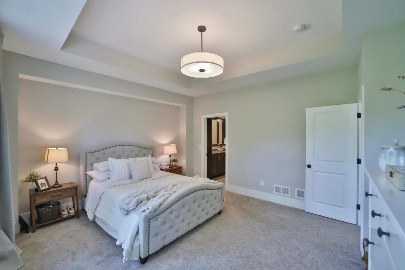 Nisswa, Crow Wing, 56468, United States, 5 Bedrooms Bedrooms, ,3 BathroomsBathrooms,Residential,For Sale,1952342