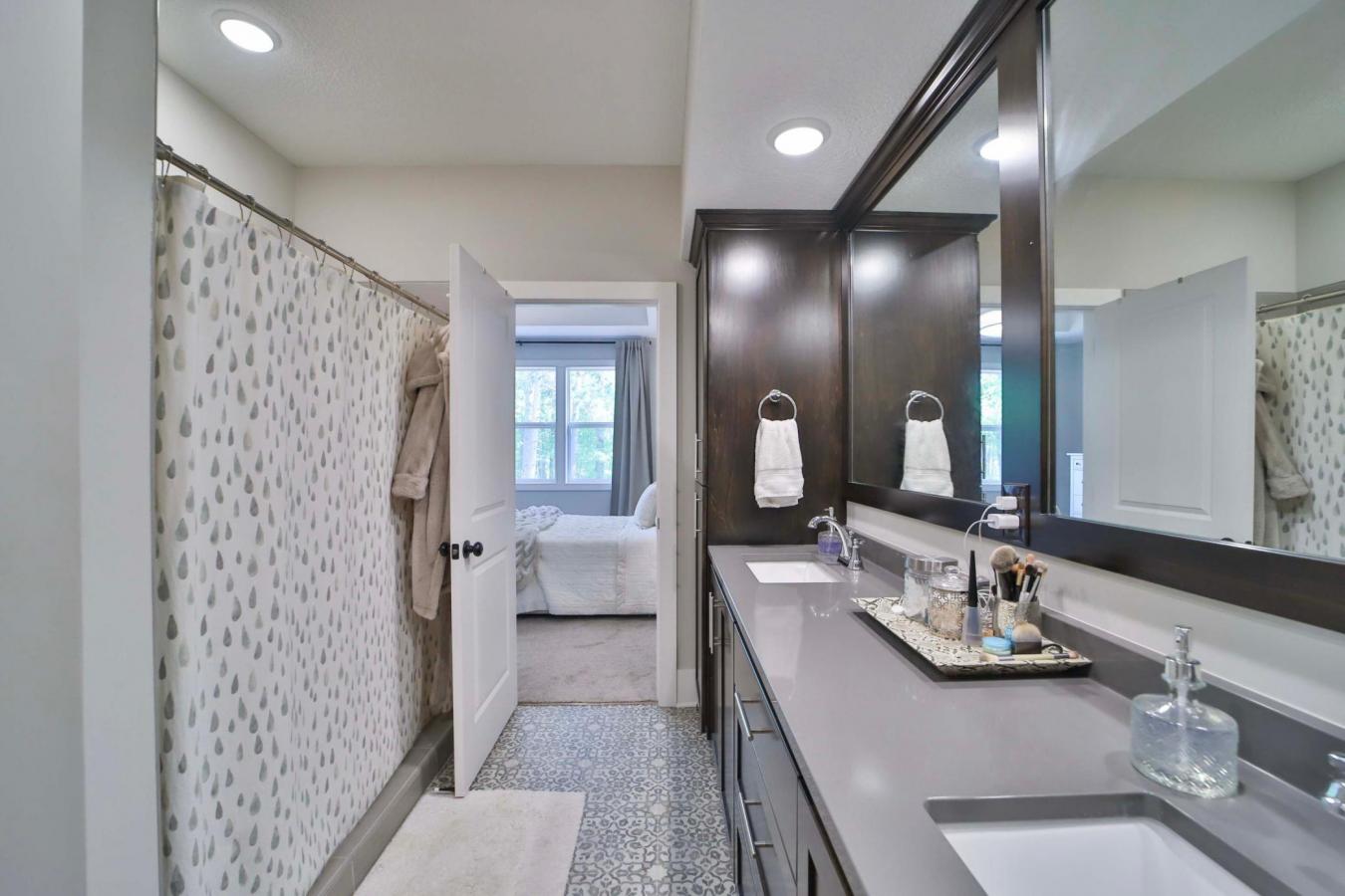 Nisswa, Crow Wing, 56468, United States, 5 Bedrooms Bedrooms, ,3 BathroomsBathrooms,Residential,For Sale,1952342