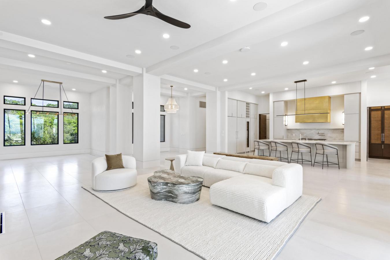 Miramar Beach, Florida, 32550, United States, 5 Bedrooms Bedrooms, ,3 BathroomsBathrooms,Residential,For Sale,1952341