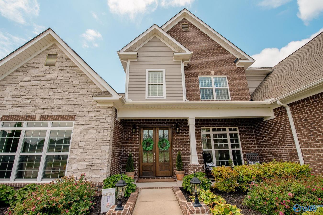 Huntsville, MADISON, 35811, United States, 4 Bedrooms Bedrooms, ,4 BathroomsBathrooms,Residential,For Sale,1952556