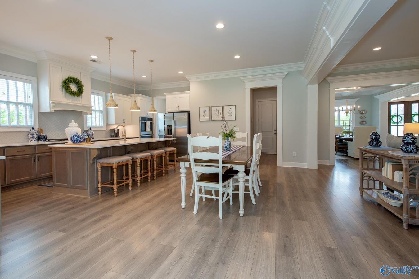 Huntsville, MADISON, 35811, United States, 4 Bedrooms Bedrooms, ,4 BathroomsBathrooms,Residential,For Sale,1952556