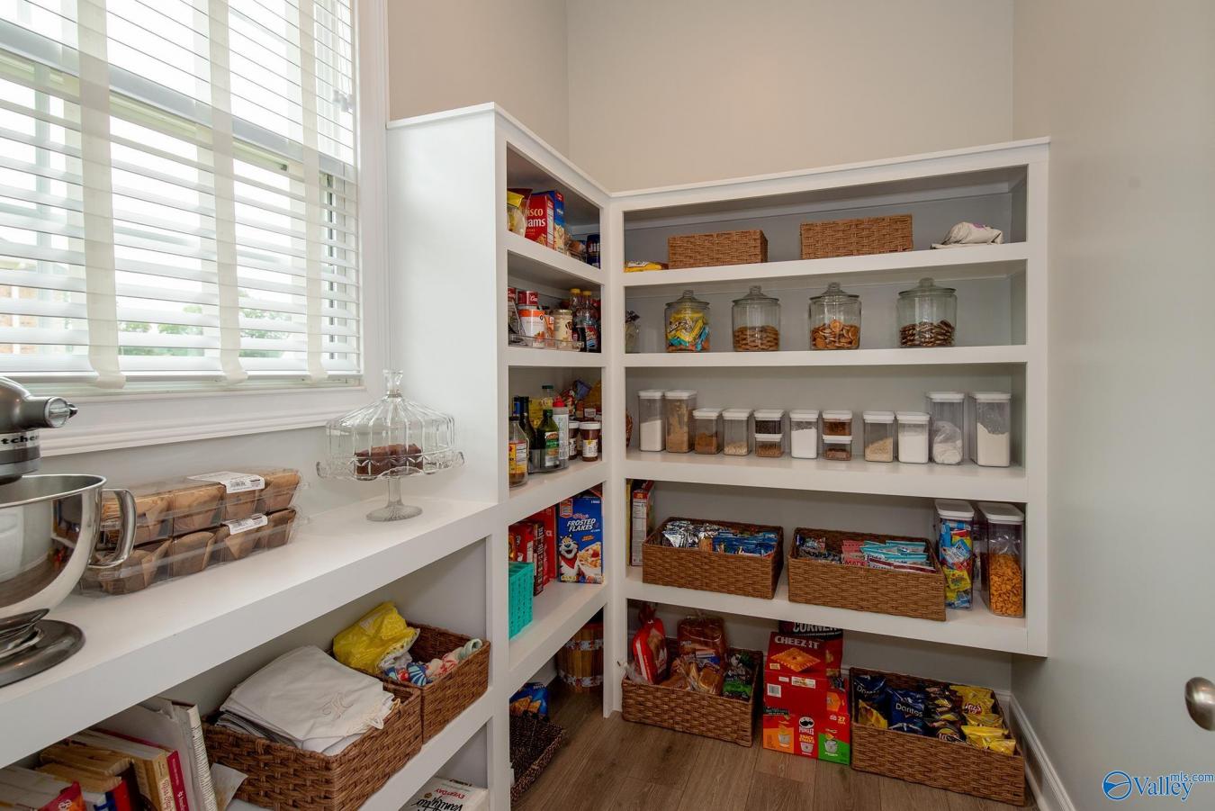 Huntsville, MADISON, 35811, United States, 4 Bedrooms Bedrooms, ,4 BathroomsBathrooms,Residential,For Sale,1952556