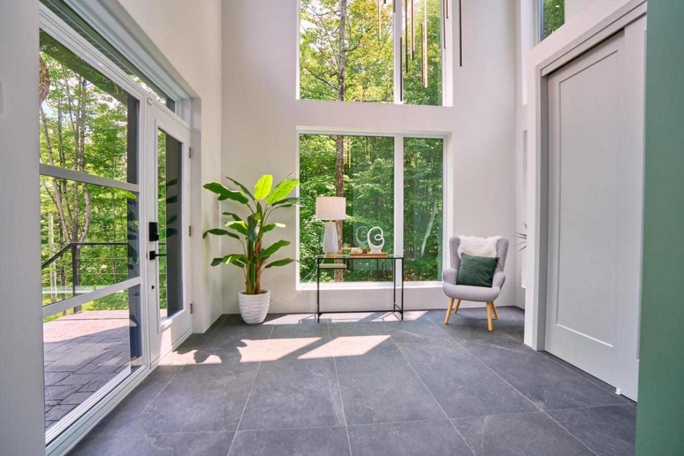 Ascot Corner, QC, J0B1A0, Canada, 4 Bedrooms Bedrooms, ,3 BathroomsBathrooms,Residential,For Sale,1952554