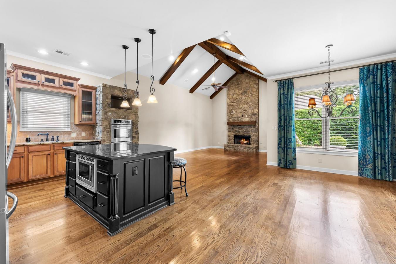 Unincorporated, Shelby, 38125, United States, 5 Bedrooms Bedrooms, ,4 BathroomsBathrooms,Residential,For Sale,1952553