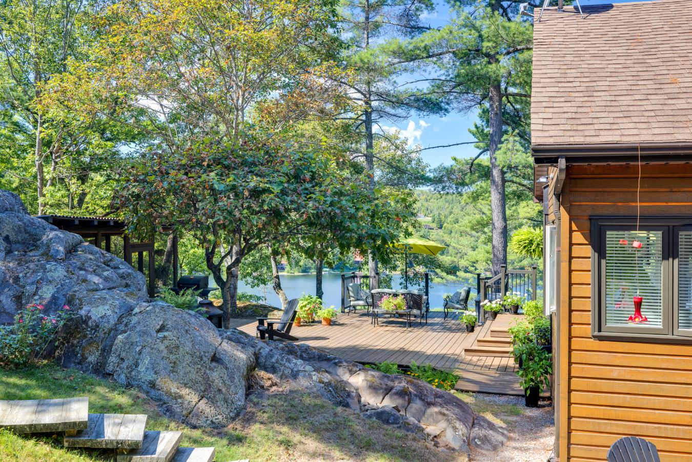 Val-des-Monts, QC, J8N2M2, Canada, 3 Bedrooms Bedrooms, ,2 BathroomsBathrooms,Residential,For Sale,1952552