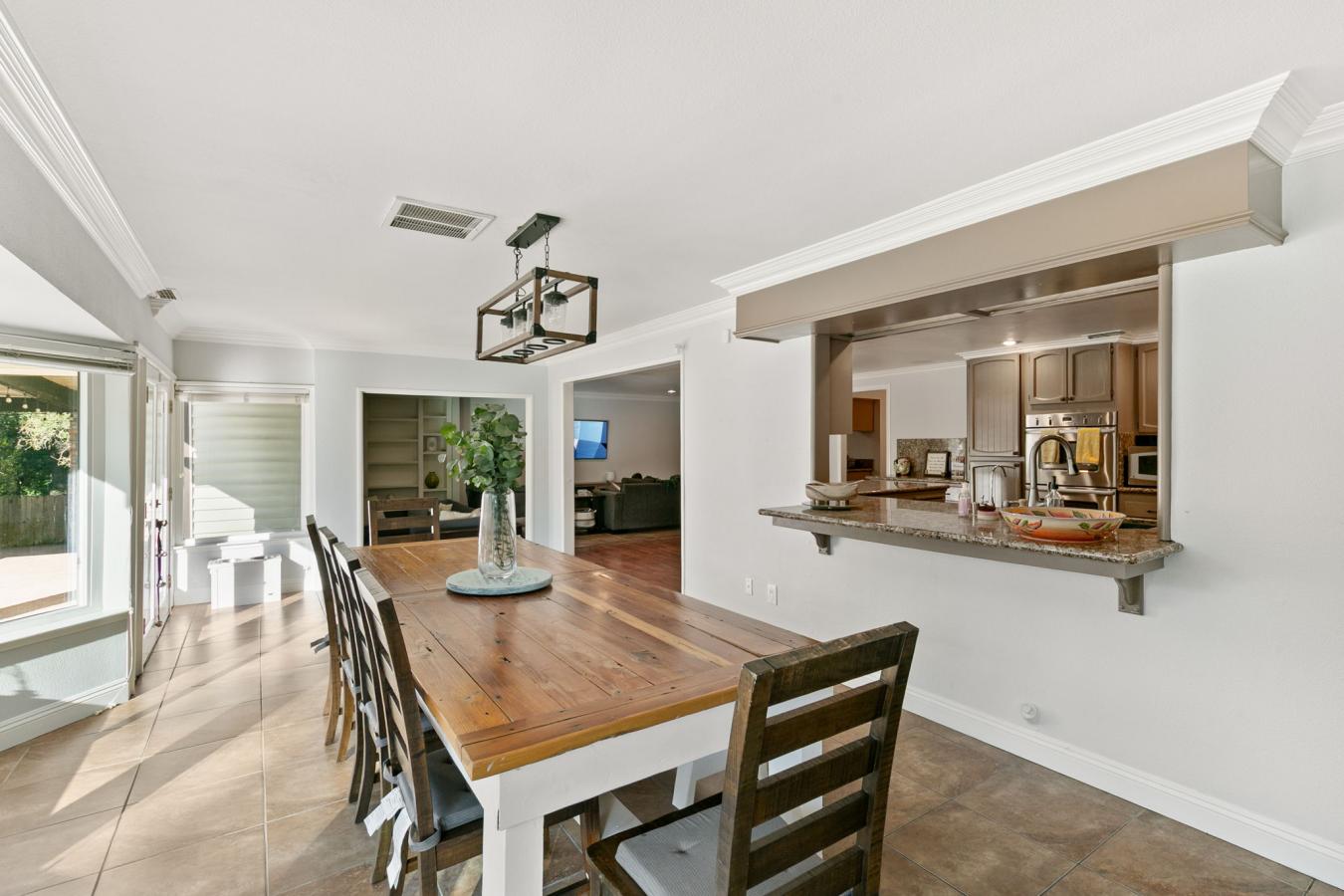 Citrus Heights, Sacramento, 95621, United States, 5 Bedrooms Bedrooms, ,4 BathroomsBathrooms,Residential,For Sale,1952551