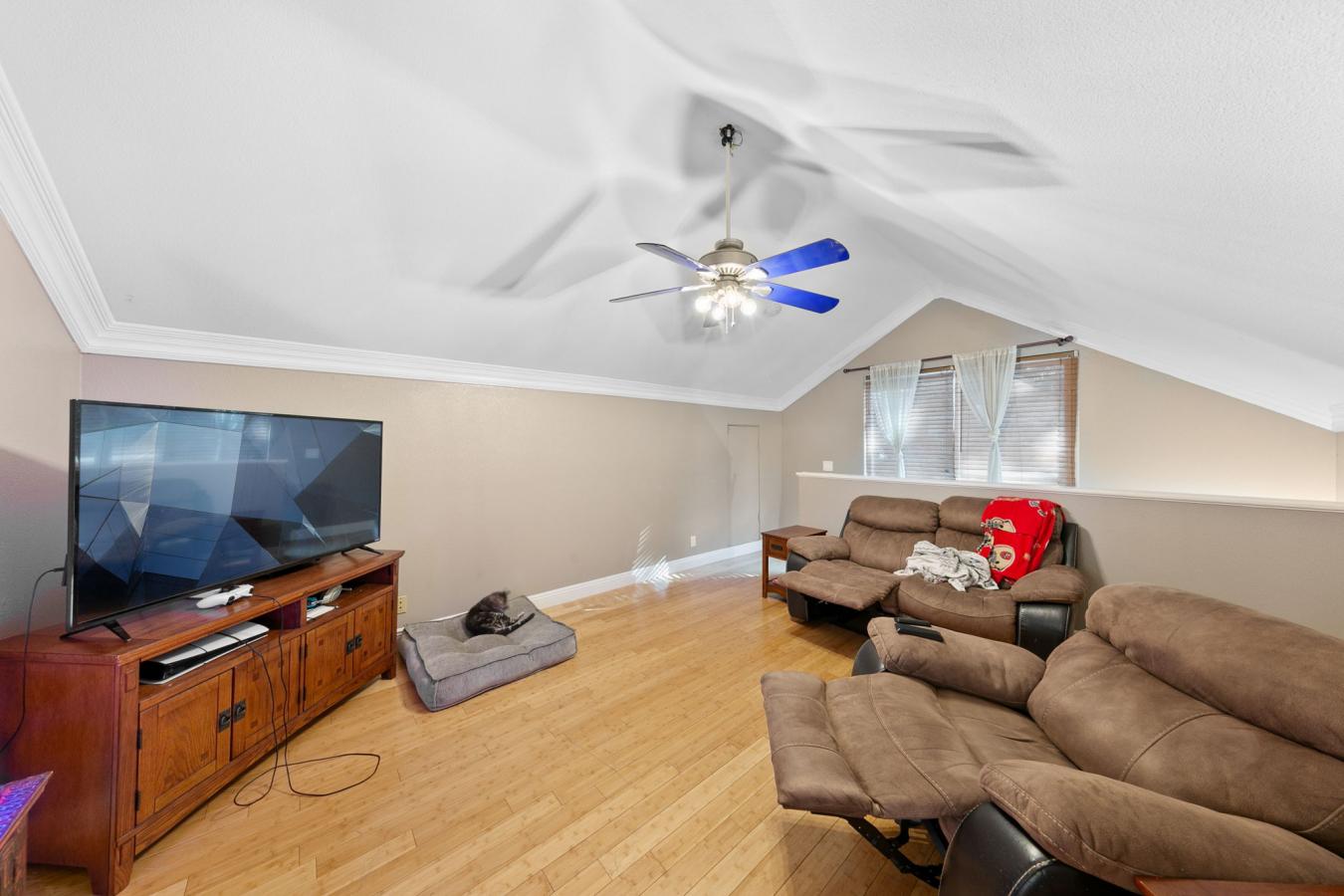 Citrus Heights, Sacramento, 95621, United States, 5 Bedrooms Bedrooms, ,4 BathroomsBathrooms,Residential,For Sale,1952551