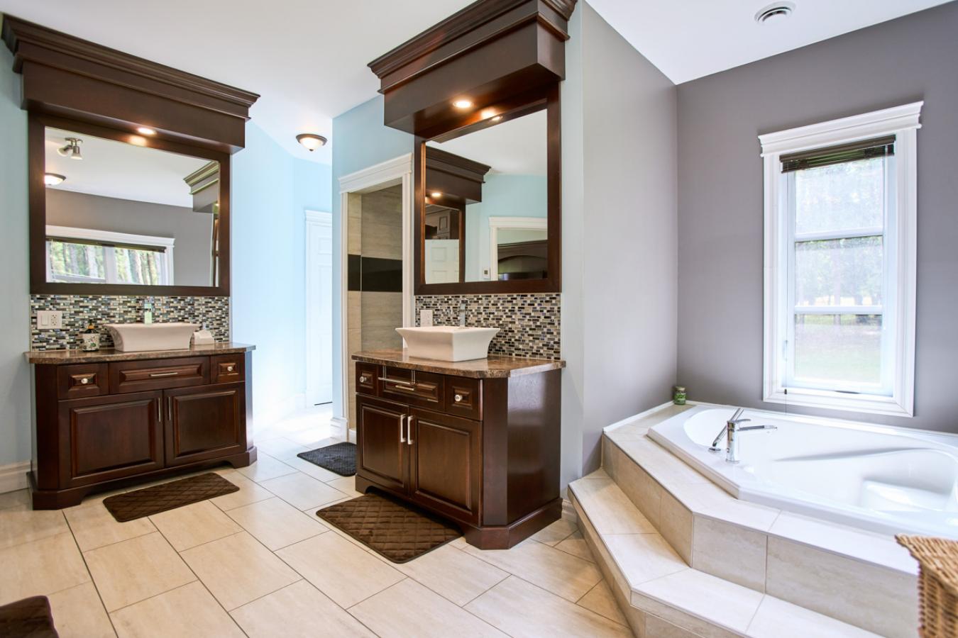 Cookshire-Eaton, QC, J0B1M0, Canada, 4 Bedrooms Bedrooms, ,2 BathroomsBathrooms,Residential,For Sale,1952550