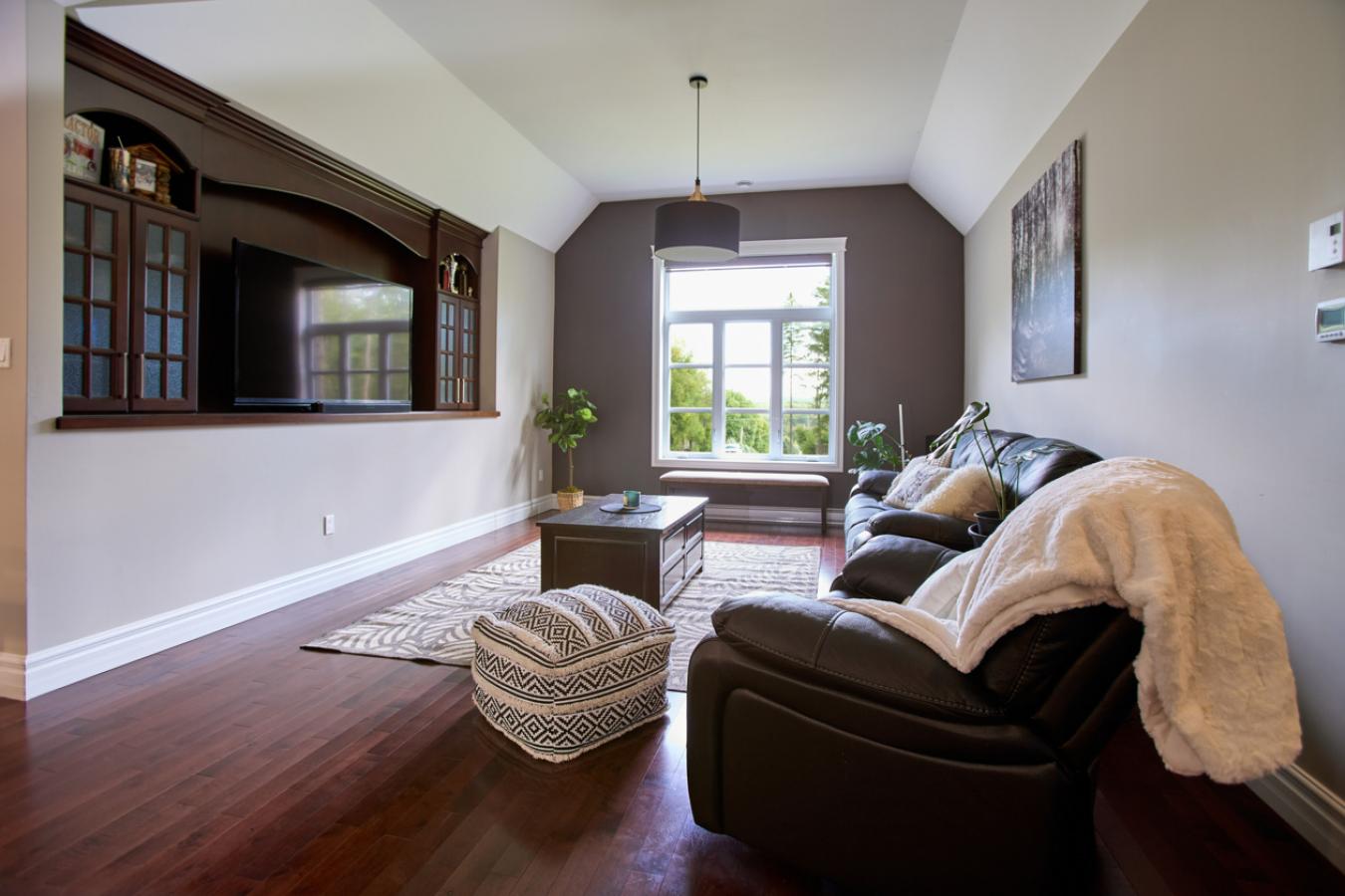 Cookshire-Eaton, QC, J0B1M0, Canada, 4 Bedrooms Bedrooms, ,2 BathroomsBathrooms,Residential,For Sale,1952550