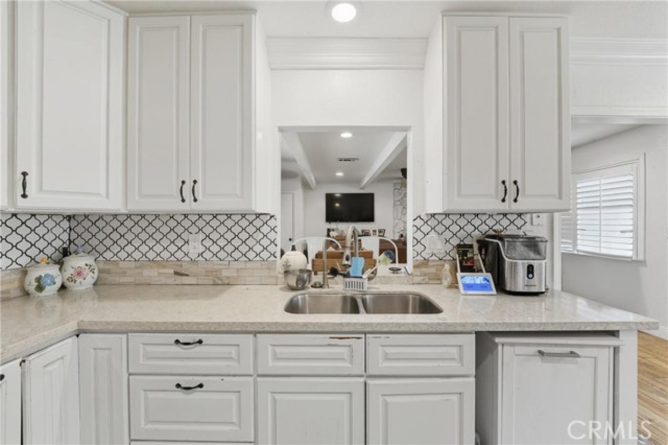 Chino, San Bernardino, 91710, United States, 4 Bedrooms Bedrooms, ,3 BathroomsBathrooms,Residential,For Sale,1952545