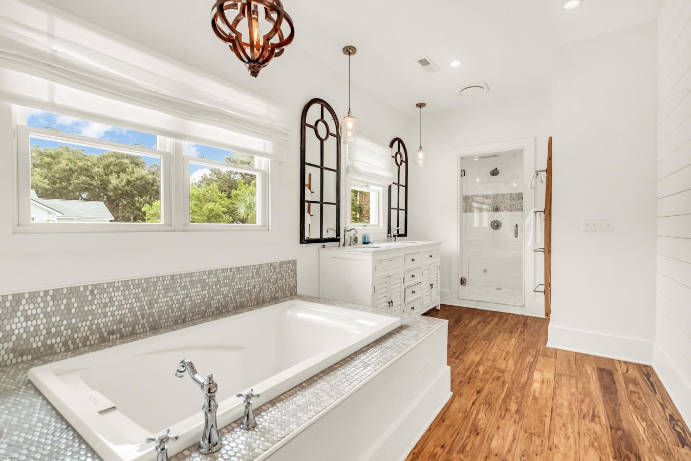 Isle of Palms, Charleston, 29451, United States, 5 Bedrooms Bedrooms, ,4 BathroomsBathrooms,Residential,For Sale,1952544