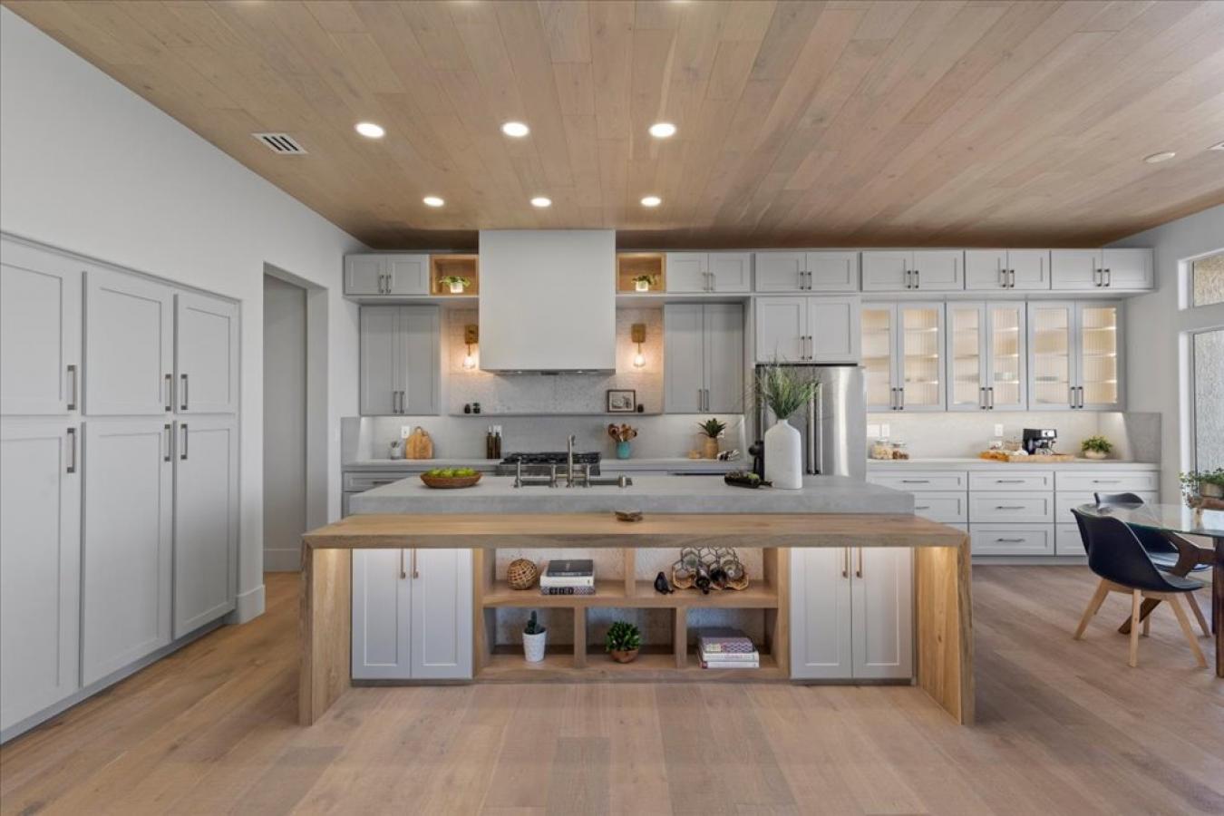 Las Vegas, Clark, 89134, United States, 3 Bedrooms Bedrooms, ,2 BathroomsBathrooms,Residential,For Sale,2009781