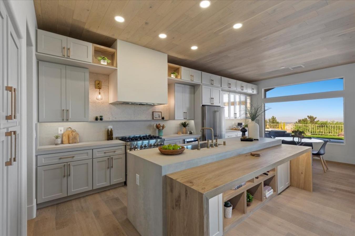 Las Vegas, Clark, 89134, United States, 3 Bedrooms Bedrooms, ,2 BathroomsBathrooms,Residential,For Sale,2009781