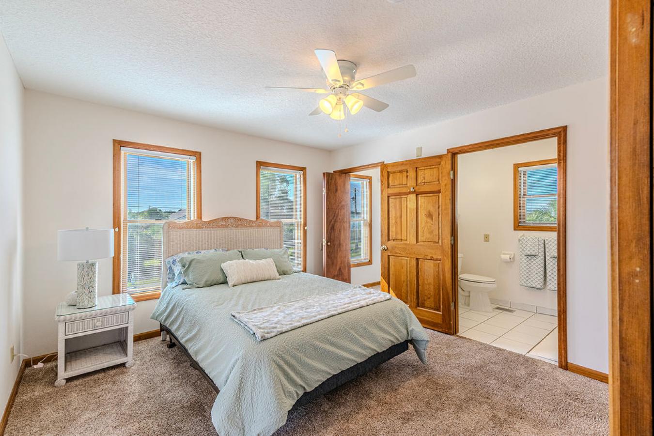 Fernandina Beach, Florida, 32034, United States, 4 Bedrooms Bedrooms, ,3 BathroomsBathrooms,Residential,For Sale,1952339