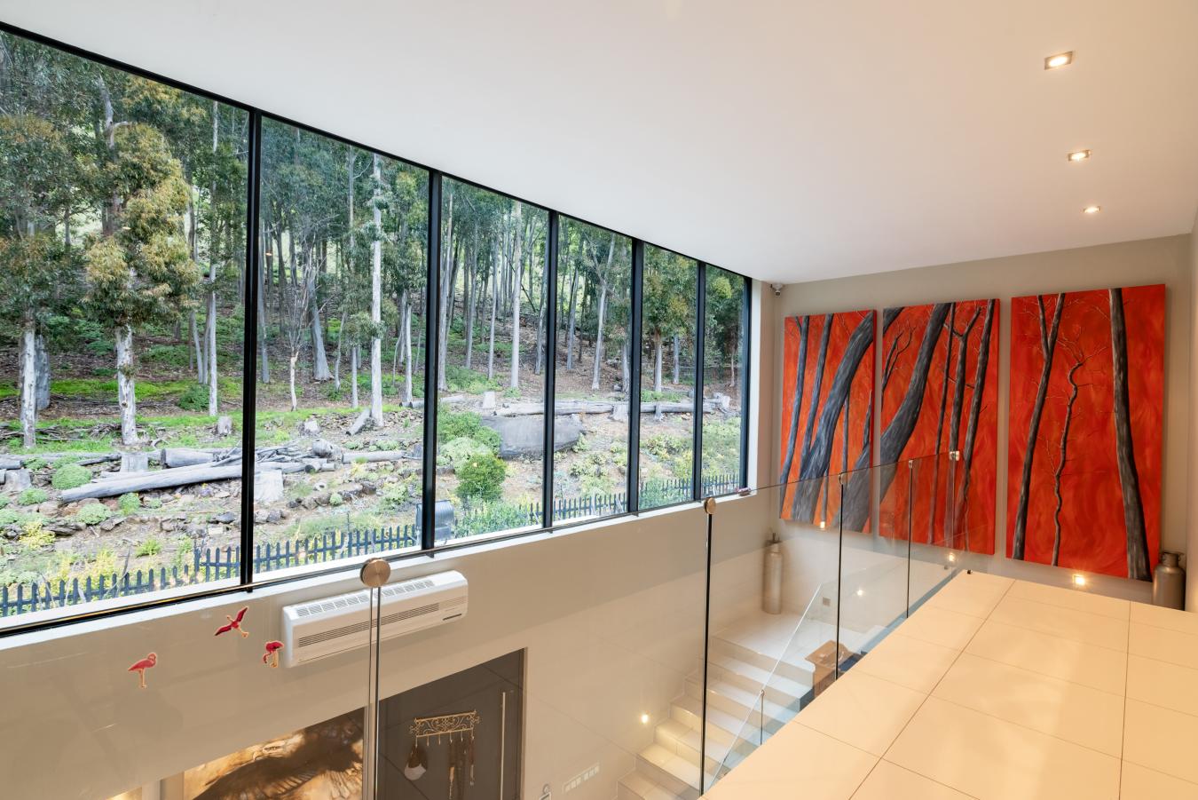 Cape Town, Fresnaye, South Africa, 5 Bedrooms Bedrooms, ,4 BathroomsBathrooms,Residential,For Sale,1952539