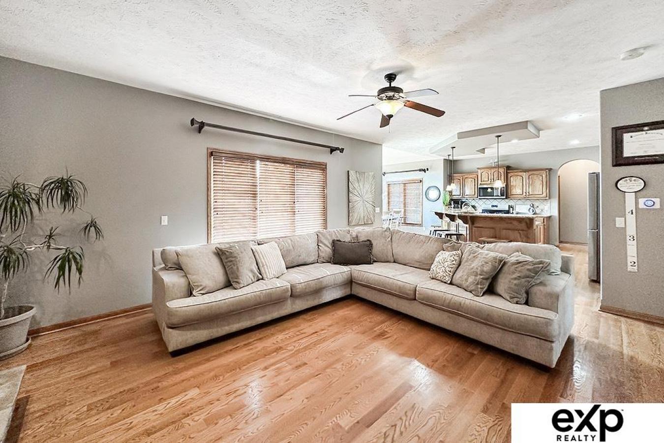 Papillion, Sarpy, 68046, United States, 5 Bedrooms Bedrooms, ,4 BathroomsBathrooms,Residential,For Sale,1952969