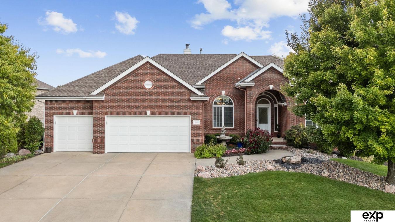 Omaha, Sarpy, 68136, United States, 4 Bedrooms Bedrooms, ,Residential,For Sale,1952968