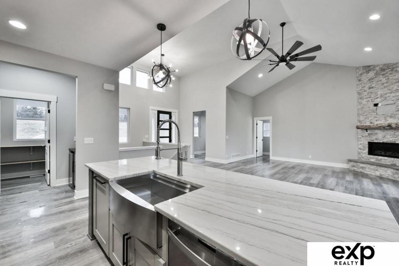 Elkhorn, Douglas, 68022, United States, 6 Bedrooms Bedrooms, ,5 BathroomsBathrooms,Residential,For Sale,1952967