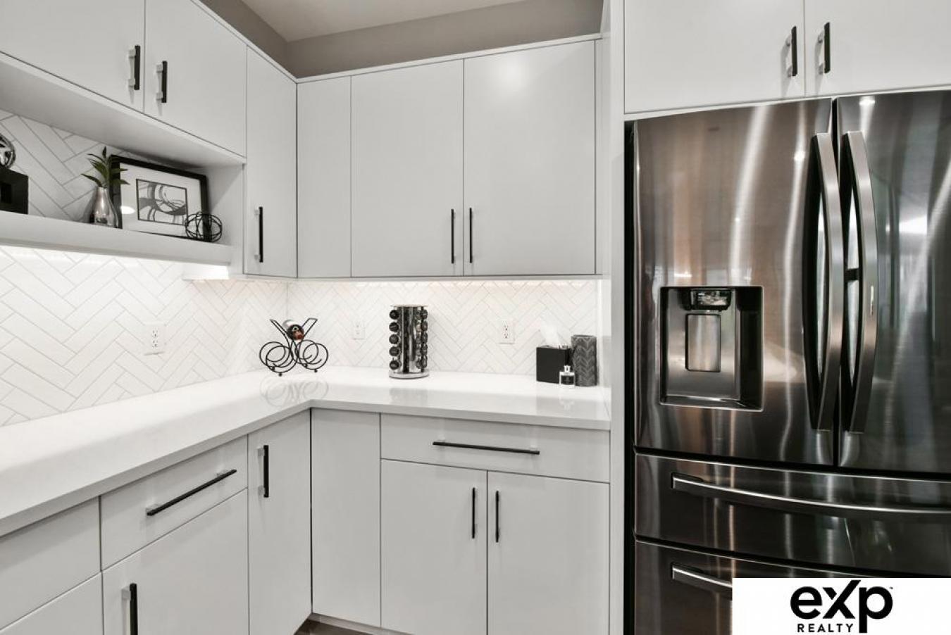 Elkhorn, Douglas, 68022, United States, 6 Bedrooms Bedrooms, ,5 BathroomsBathrooms,Residential,For Sale,1952967