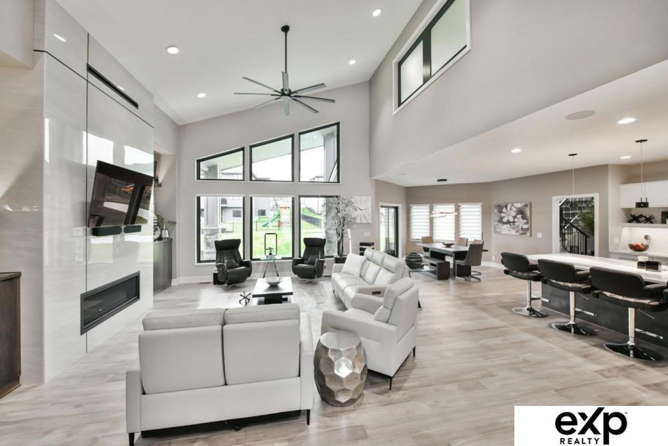 Elkhorn, Douglas, 68022, United States, 6 Bedrooms Bedrooms, ,5 BathroomsBathrooms,Residential,For Sale,1952967