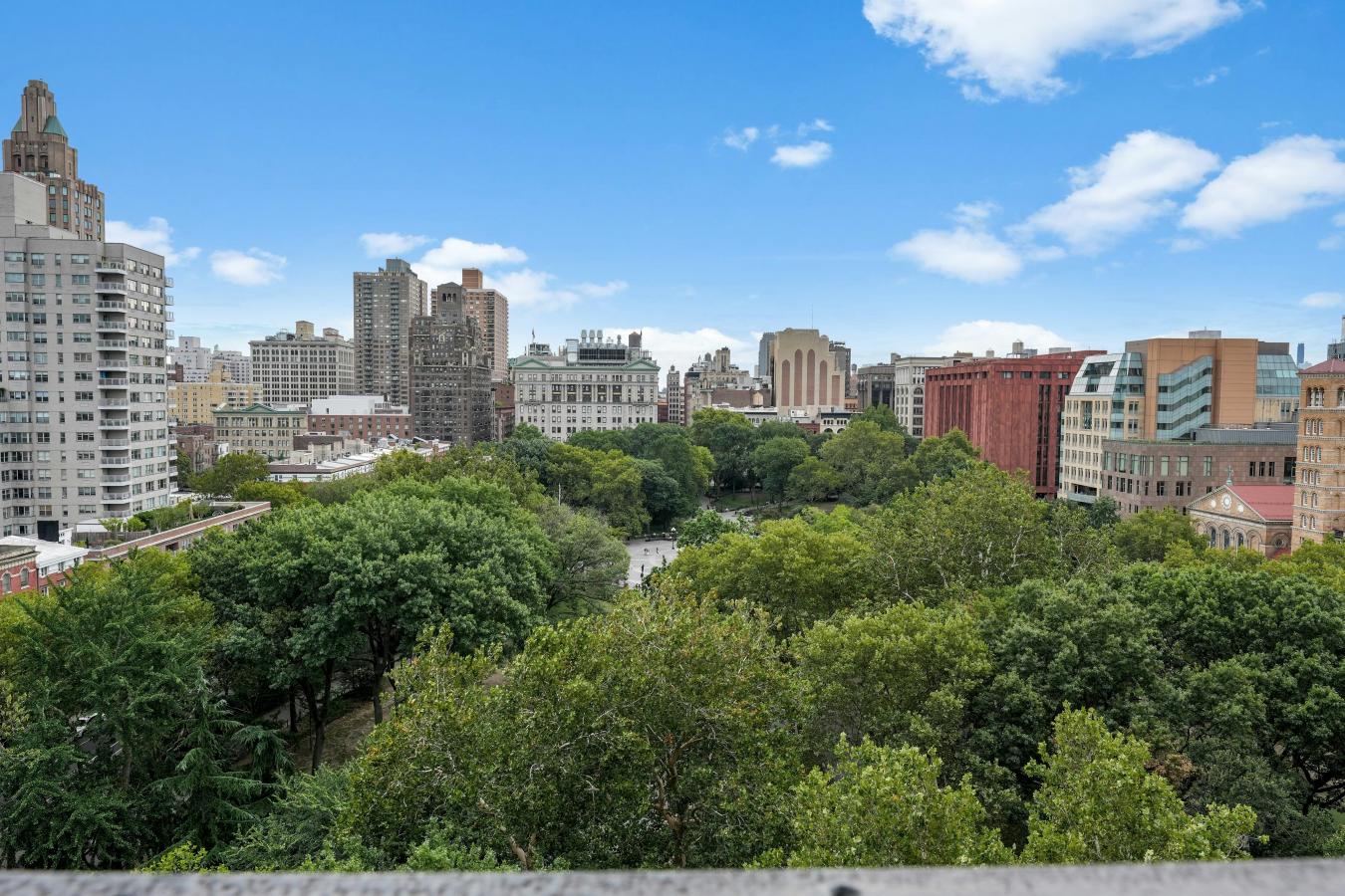 Greenwich Village, New York, 10011, United States, 3 Bedrooms Bedrooms, ,3 BathroomsBathrooms,Residential,For Sale,1952965