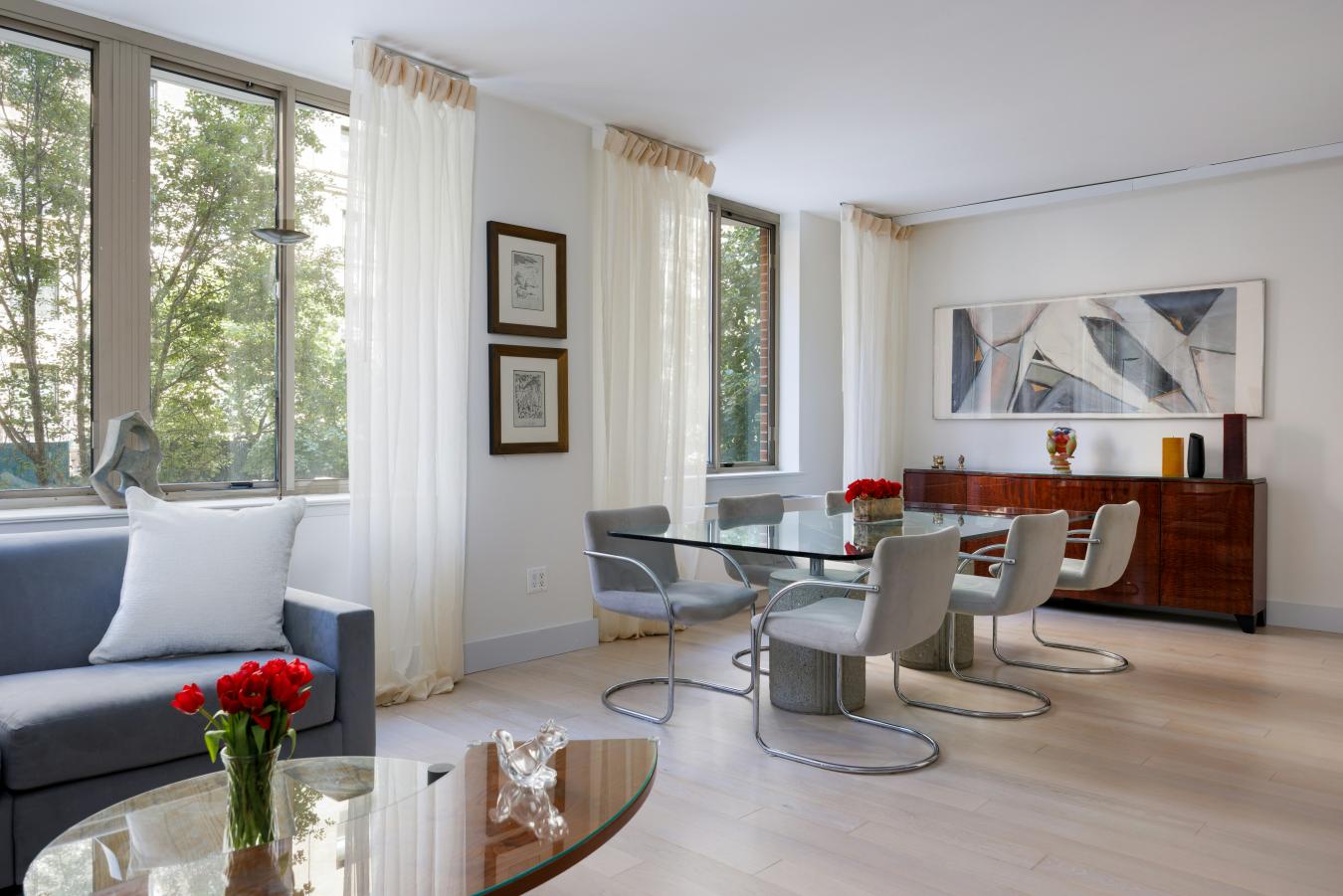 New York, New York, 10024, United States, 5 Bedrooms Bedrooms, ,4 BathroomsBathrooms,Residential,For Sale,1952961
