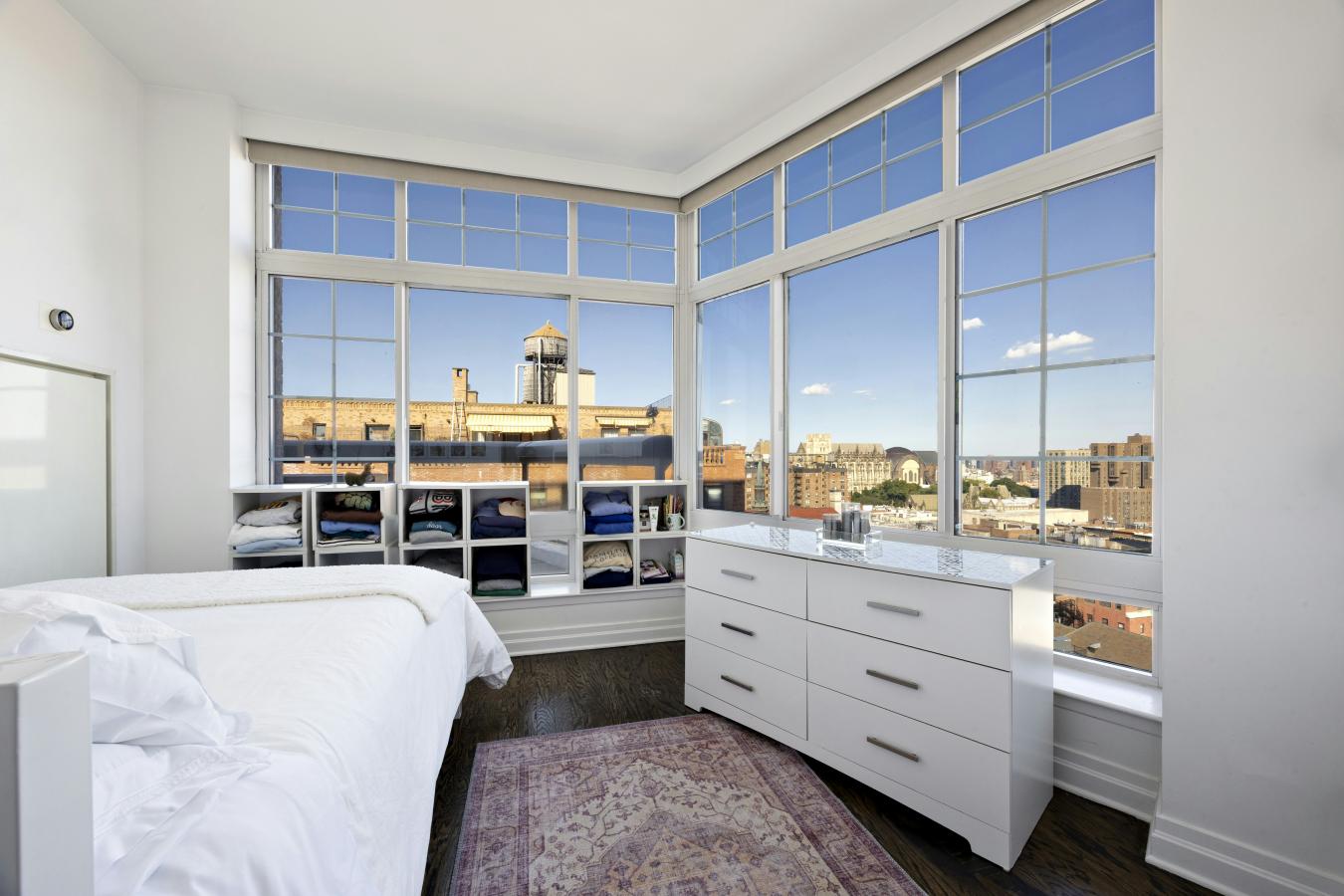 New York, New York, 10025, United States, 4 Bedrooms Bedrooms, ,3 BathroomsBathrooms,Residential,For Sale,1952962