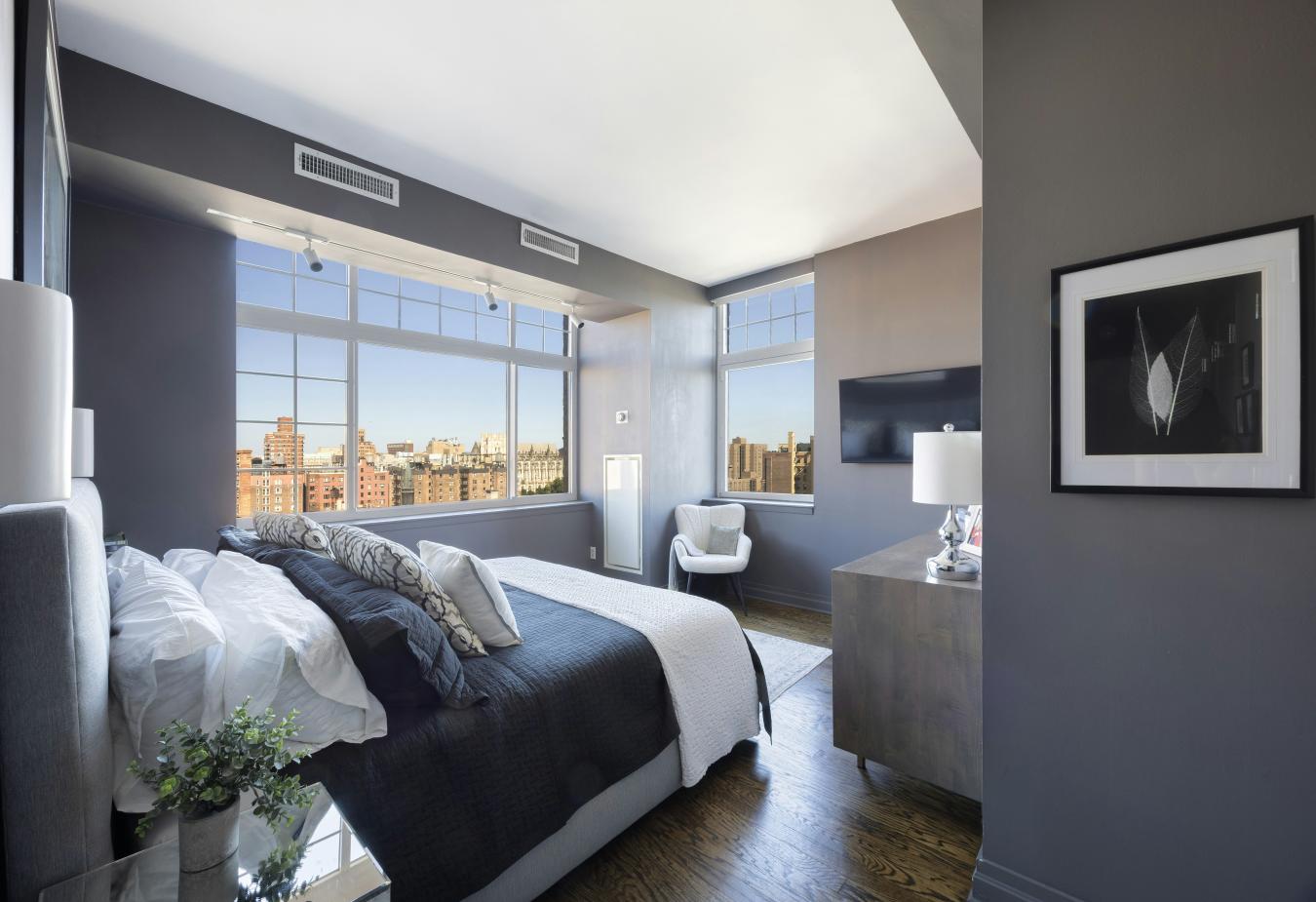 New York, New York, 10025, United States, 4 Bedrooms Bedrooms, ,3 BathroomsBathrooms,Residential,For Sale,1952962