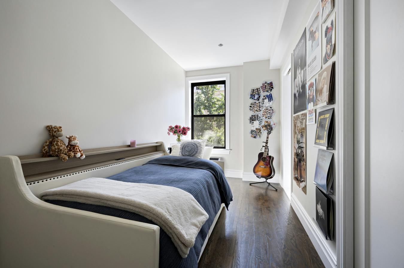 New York, New York, 10025, United States, 3 Bedrooms Bedrooms, ,3 BathroomsBathrooms,Residential,For Sale,1952960