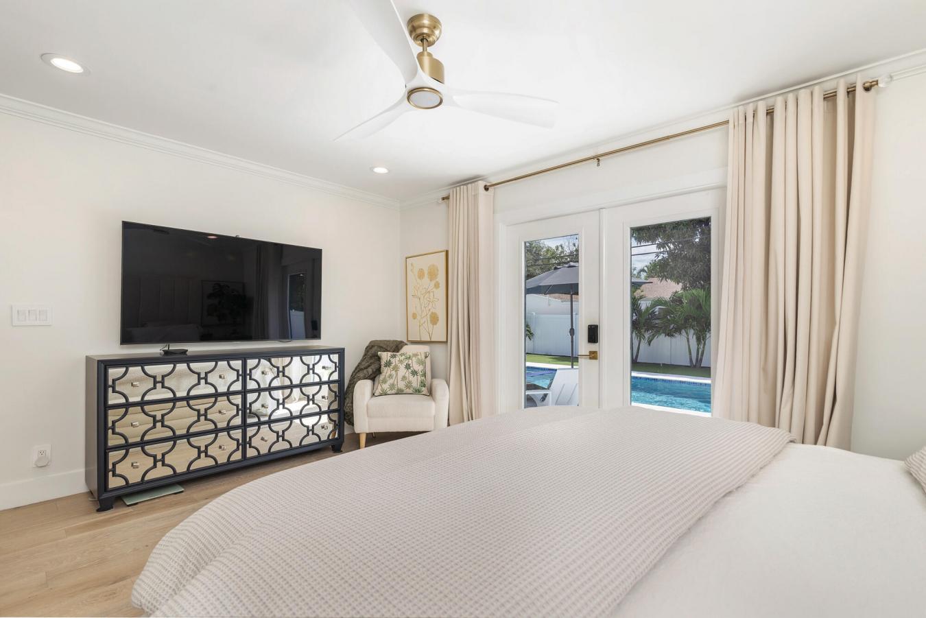 West Palm Beach, Florida, 33405, United States, 3 Bedrooms Bedrooms, ,3 BathroomsBathrooms,Residential,For Sale,1952956