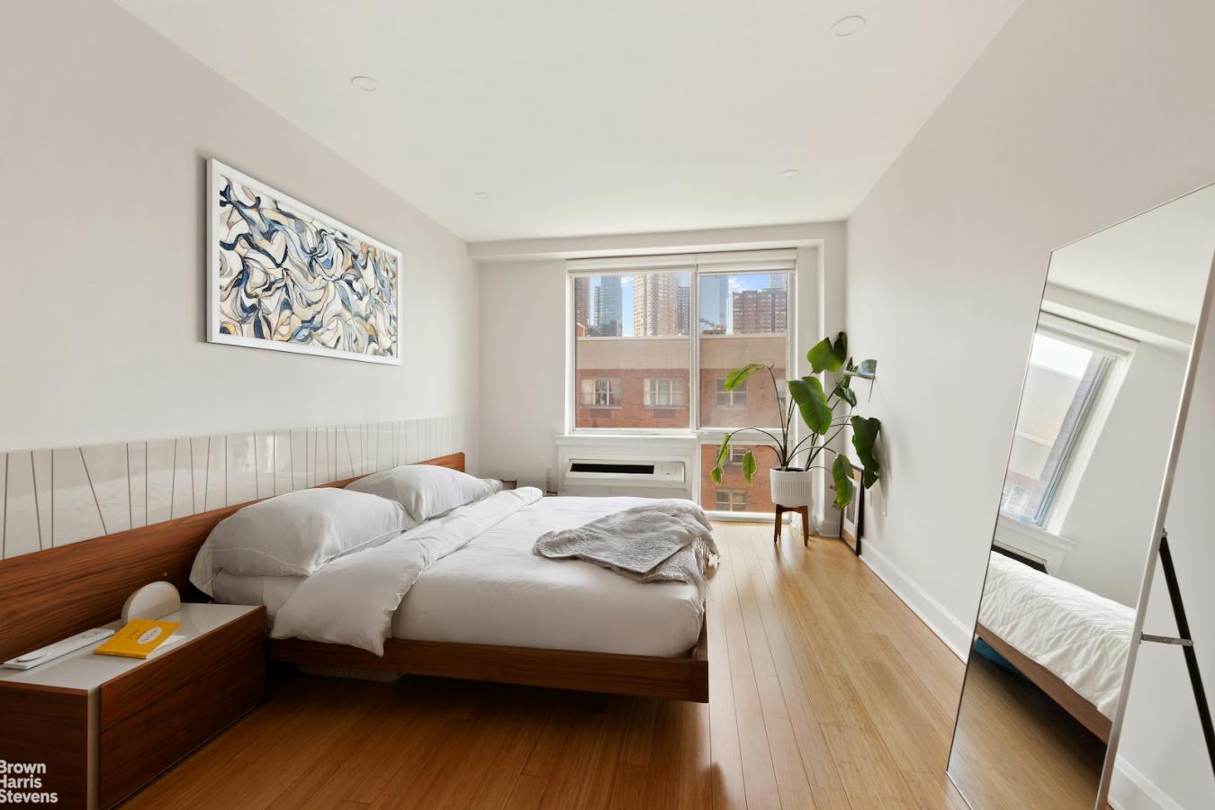 New York, New York, 10036, United States, 2 Bedrooms Bedrooms, ,2 BathroomsBathrooms,Residential,For Sale,1952955