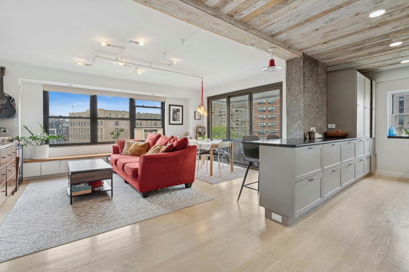 Lower East Side, New York, 10002, United States, 2 Bedrooms Bedrooms, ,2 BathroomsBathrooms,Residential,For Sale,1952953