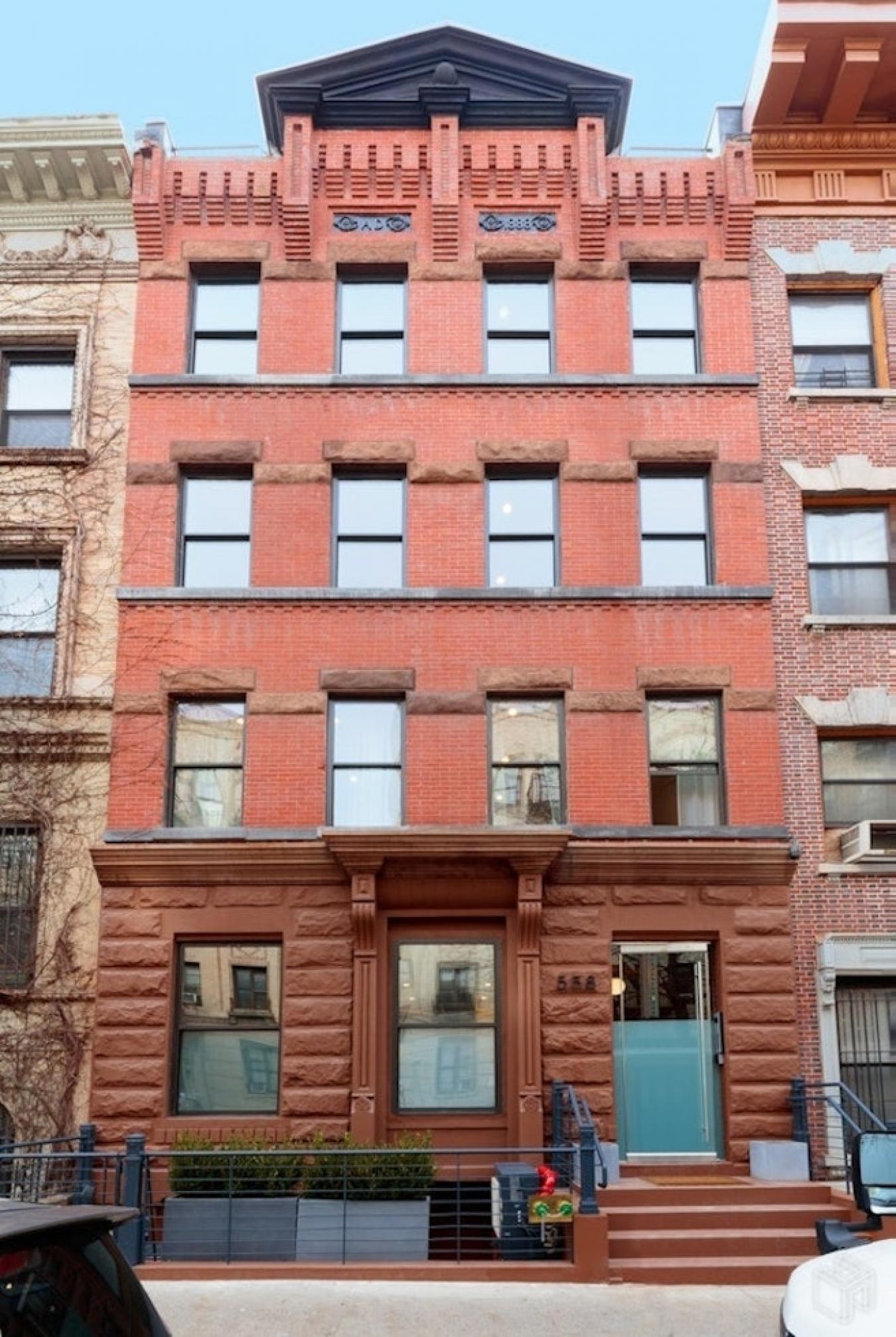 Harlem, New York, 10031, United States, 1 Bedroom Bedrooms, ,2 BathroomsBathrooms,Residential,For Sale,1952950